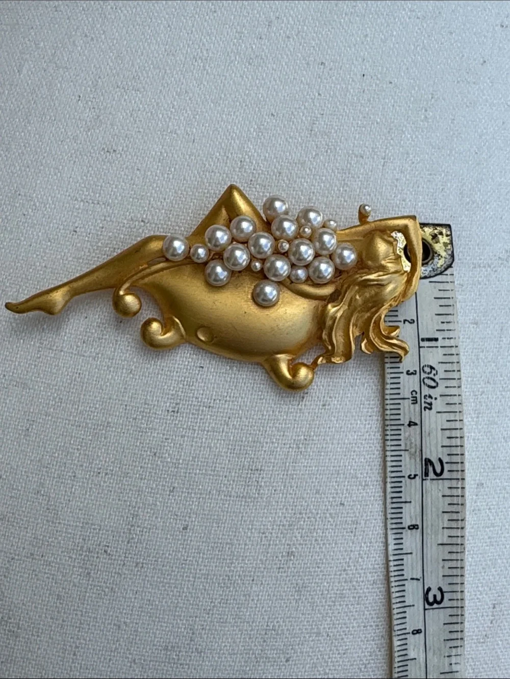 Vintage JJ Jonette bubble bath brooch